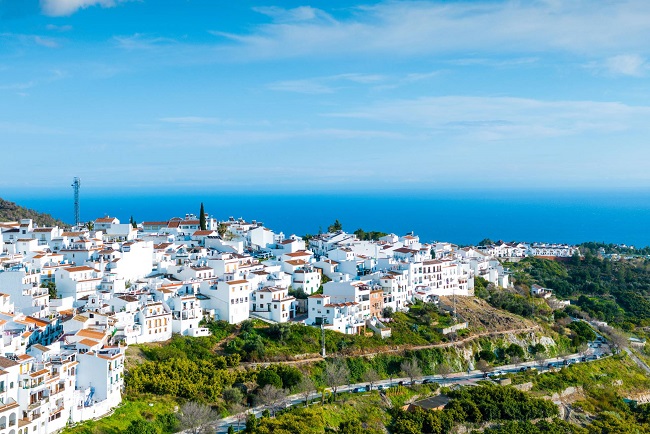 Frigiliana, Málaga - macskaköves sikátorok, andalúz báj