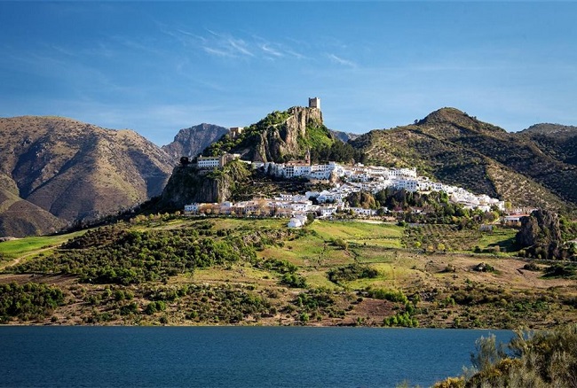 Andalúzia utazás, Fehér Falvak Útja, Zahara de la Sierra